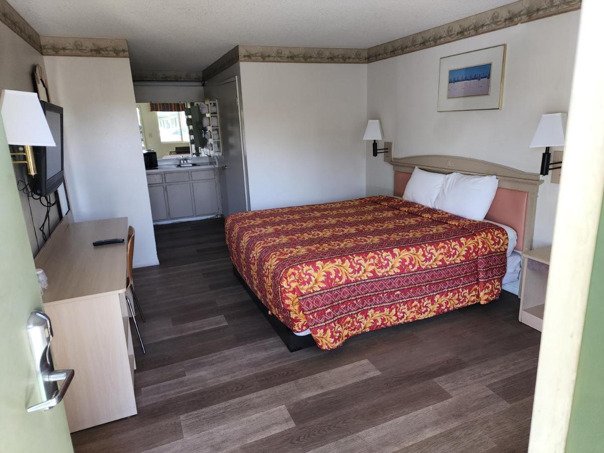 Town House Motel Lancaster Ngoại thất bức ảnh