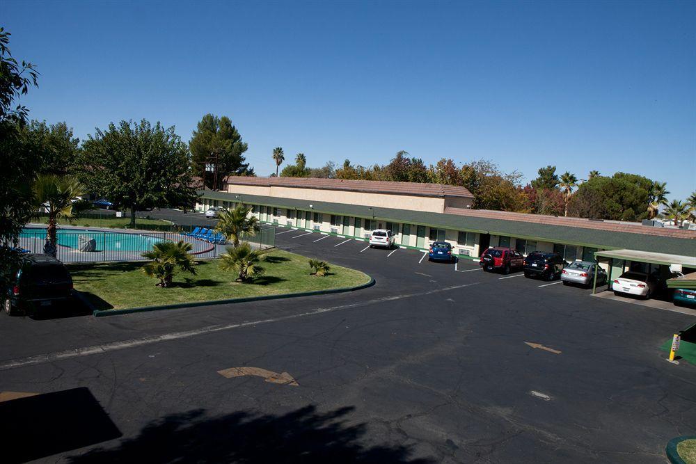 Town House Motel Lancaster Ngoại thất bức ảnh