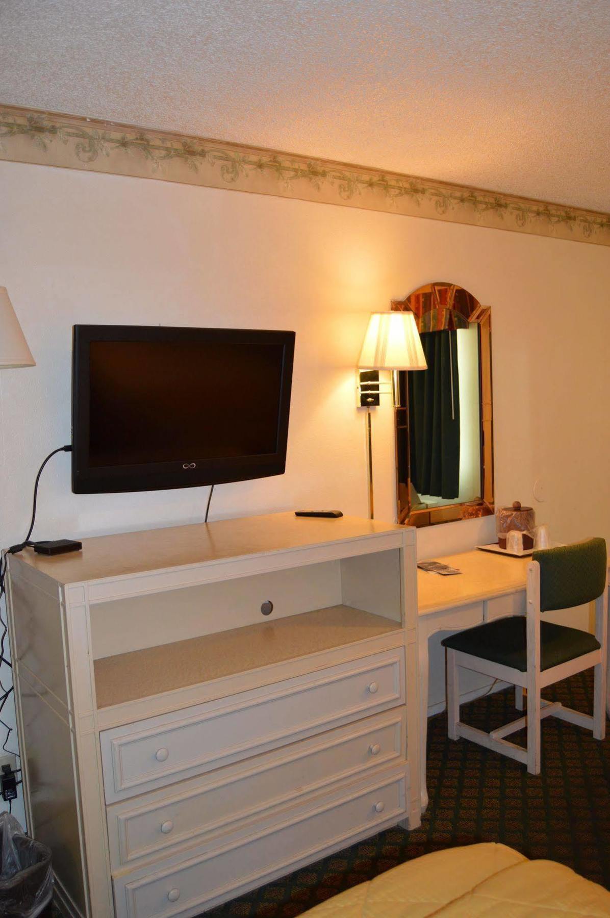 Town House Motel Lancaster Ngoại thất bức ảnh